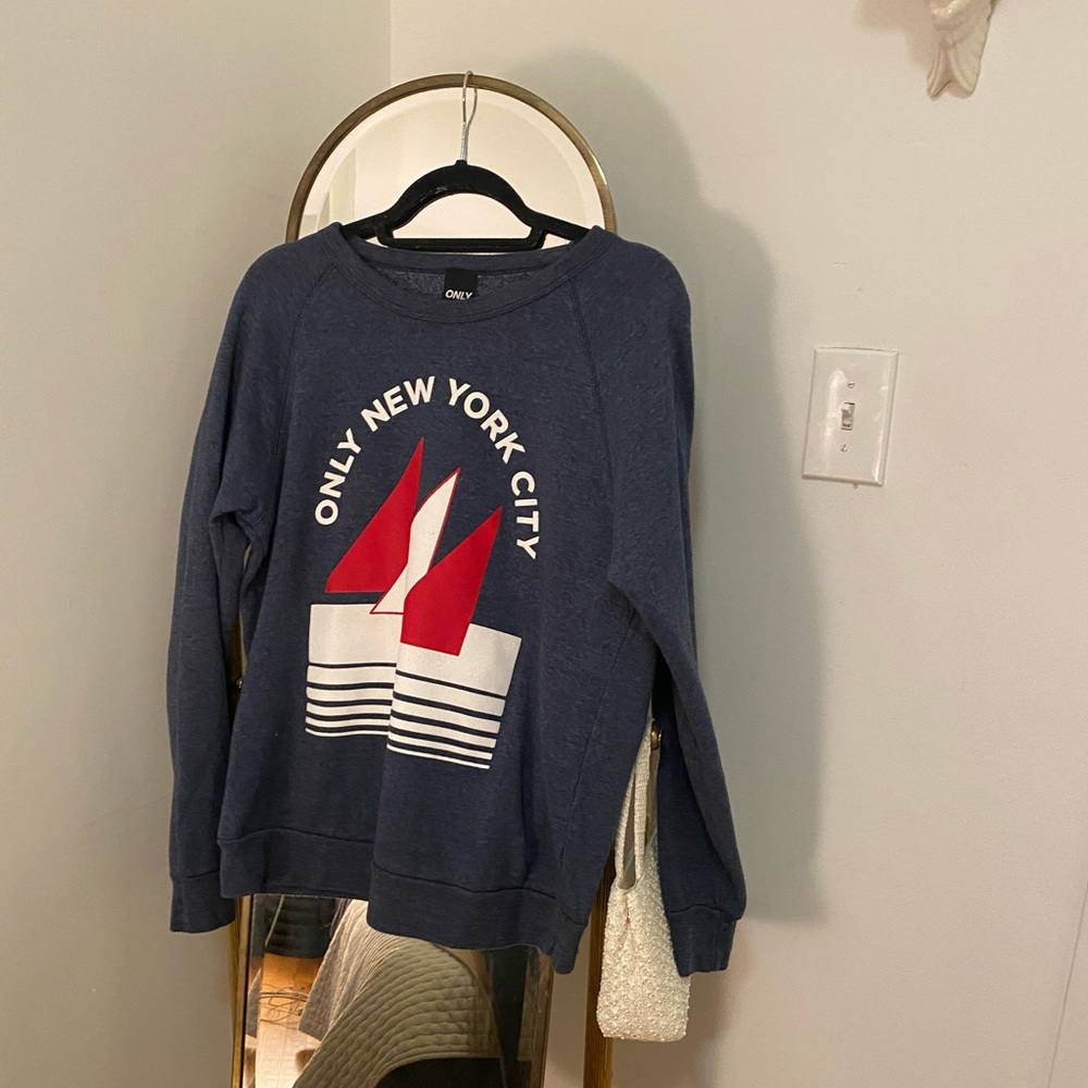 ONLY. NY sweatshirt
